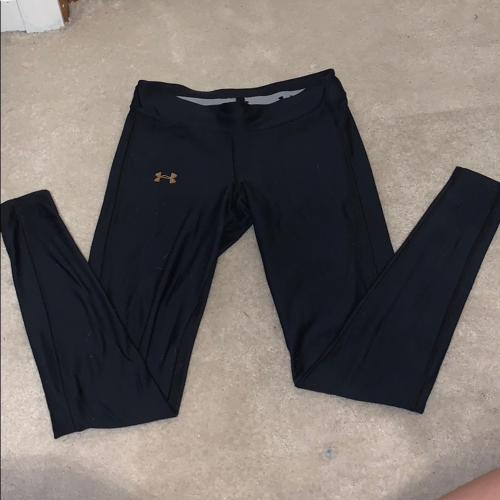 Under Armor Tight-Fitting cold gear black pants.